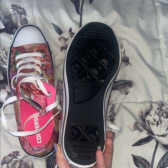 Converse Multicolor Floral Sneakers - Picture 4 of 4